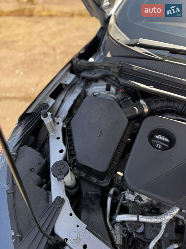 Хэтчбек Chevrolet Volt 2016 в Калуше фото 12 Хэтчбек Chevrolet Volt 2016 в Калуше