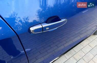 Хэтчбек Chevrolet Volt 2016 в 
