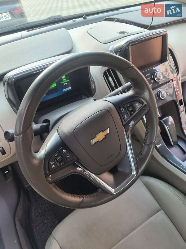 Хэтчбек Chevrolet Volt 2013 в Черкассах