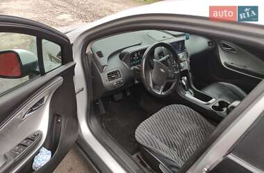 Хэтчбек Chevrolet Volt 2014 в 