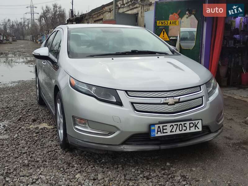 Хэтчбек Chevrolet Volt 2014 в 