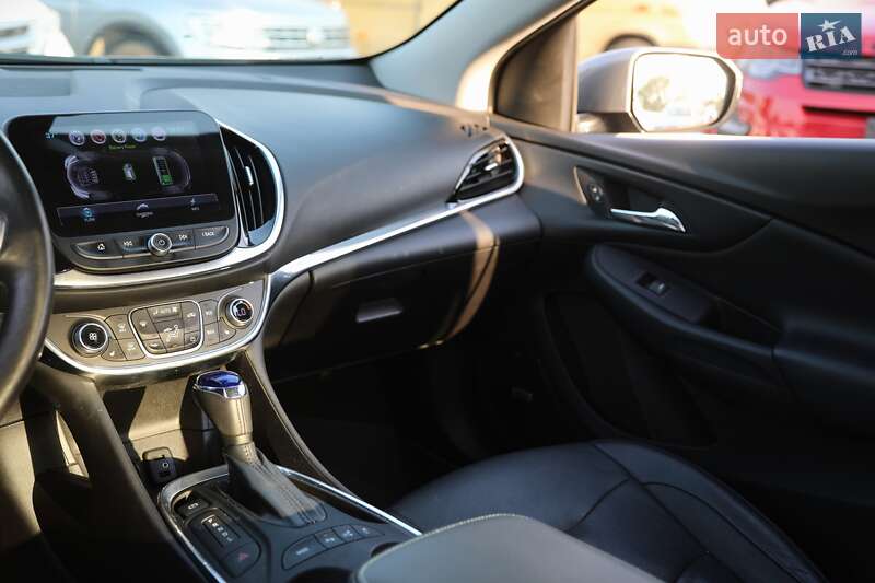 Хэтчбек Chevrolet Volt 2017 в Харькове