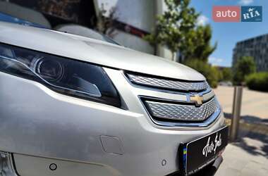 Хэтчбек Chevrolet Volt 2010 в 