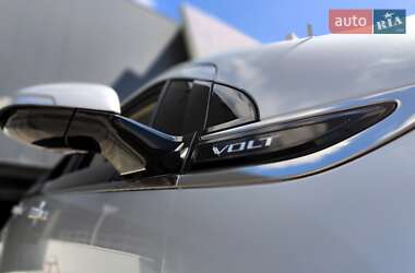 Хэтчбек Chevrolet Volt 2010 в 