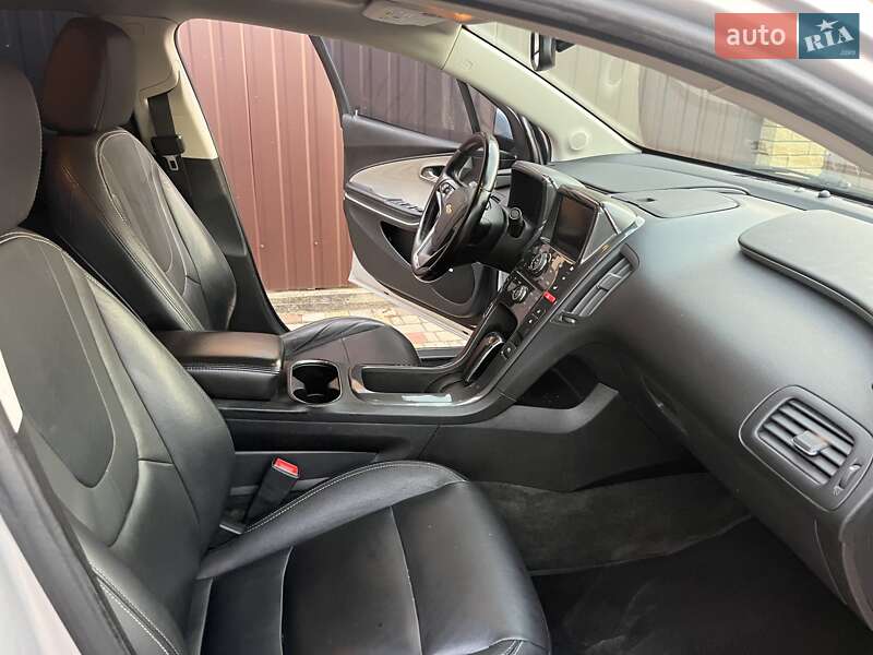 Хэтчбек Chevrolet Volt 2013 в Никополе