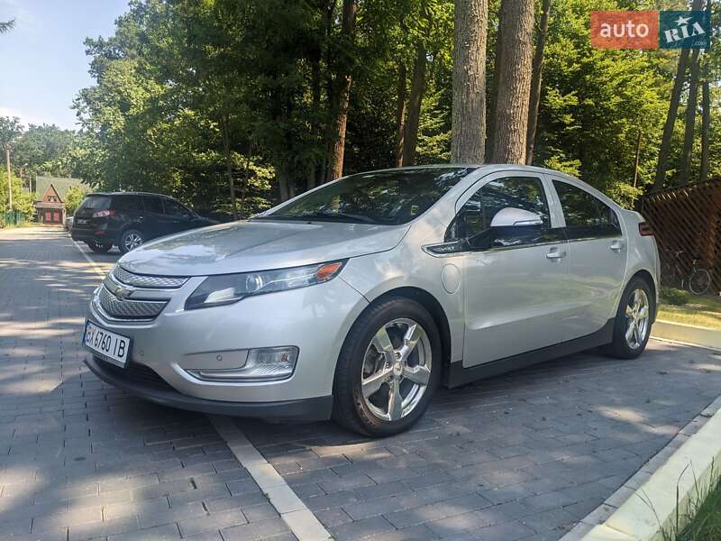 Хетчбек Chevrolet Volt 2011 в 