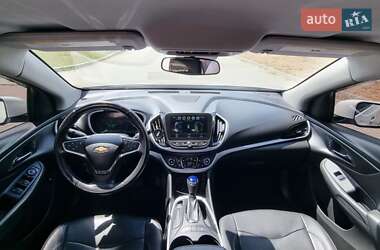 Хэтчбек Chevrolet Volt 2016 в 