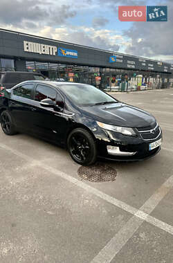 Хэтчбек Chevrolet Volt 2012 в 