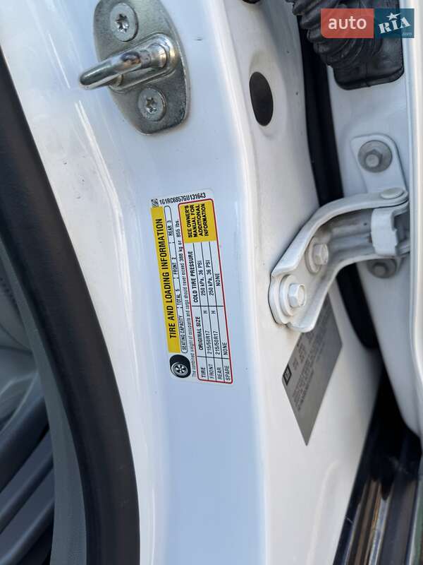 Хэтчбек Chevrolet Volt 2015 в Черкассах