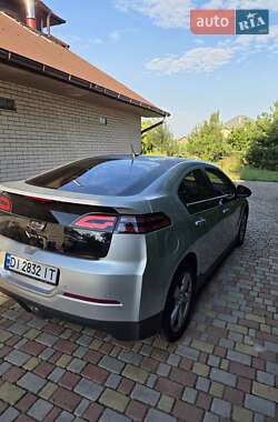 Хэтчбек Chevrolet Volt 2012 в 