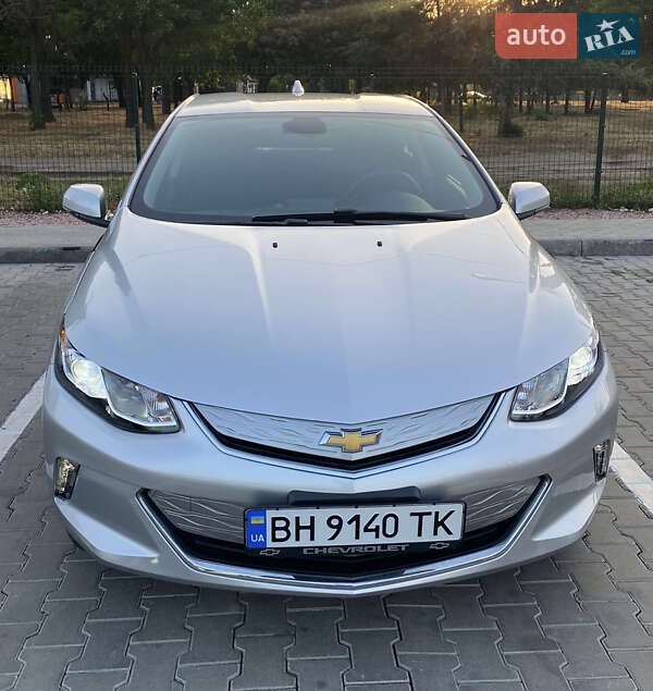 Хэтчбек Chevrolet Volt 2015 в Одессе