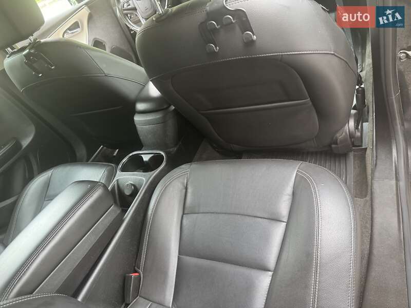 Хэтчбек Chevrolet Volt 2012 в Тернополе
