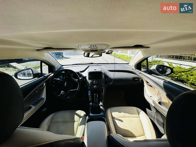 Хэтчбек Chevrolet Volt 2012 в Виннице
