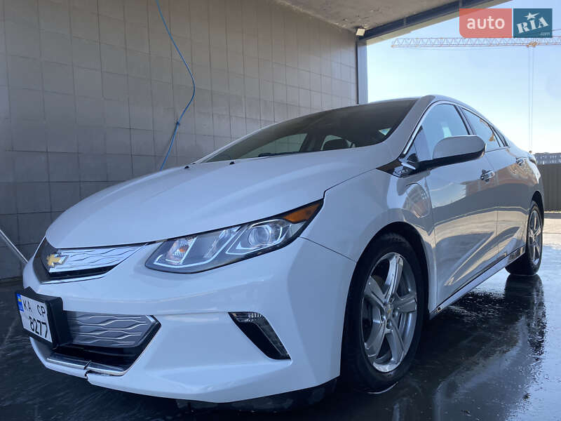 Хетчбек Chevrolet Volt 2016 в Львові