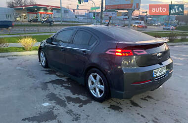 Хэтчбек Chevrolet Volt 2014 в Чернигове