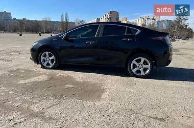 Хэтчбек Chevrolet Volt 2016 в 