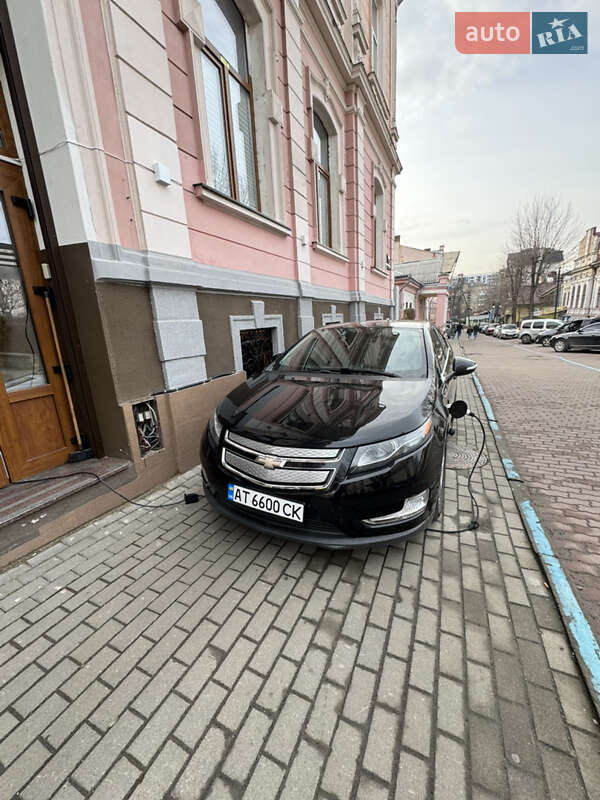 Хэтчбек Chevrolet Volt 2014 в Ивано-Франковске