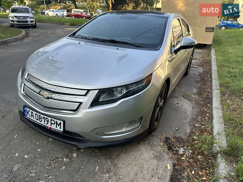Хетчбек Chevrolet Volt 2010 в Києві