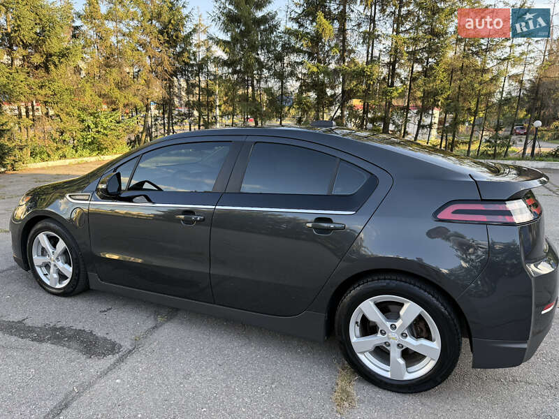 Хэтчбек Chevrolet Volt 2015 в Харькове