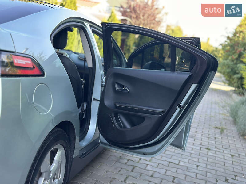 Хэтчбек Chevrolet Volt 2011 в Одессе