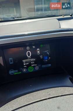 Хэтчбек Chevrolet Volt 2013 в 