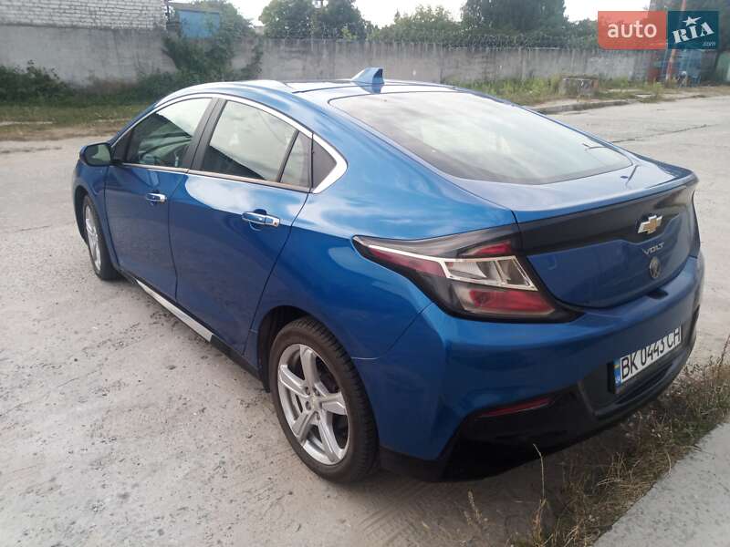 Хэтчбек Chevrolet Volt 2016 в Вараше