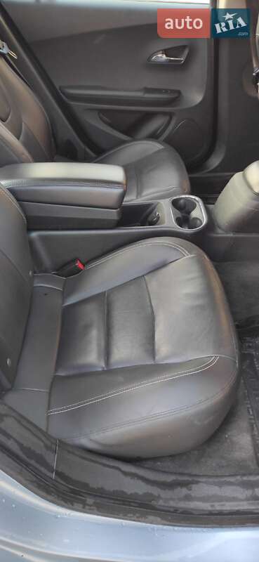 Хэтчбек Chevrolet Volt 2014 в Тернополе