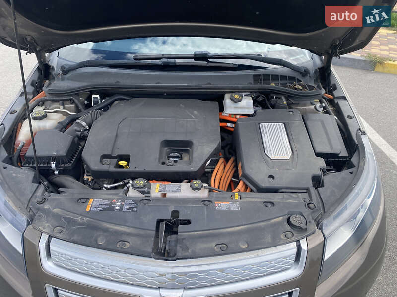 Хэтчбек Chevrolet Volt 2014 в Киеве