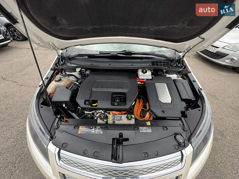 Хэтчбек Chevrolet Volt 2011 в Запорожье фото 10 Хэтчбек Chevrolet Volt 2011 в Запорожье
