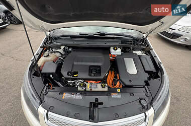 Хэтчбек Chevrolet Volt 2011 в 