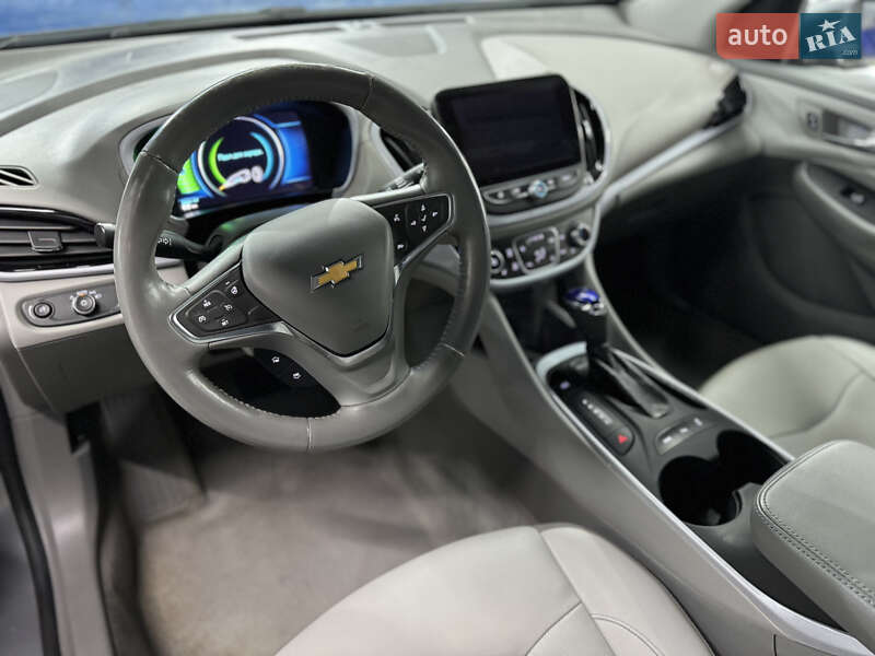 Хэтчбек Chevrolet Volt 2018 в Кременце