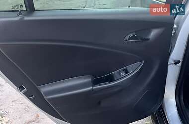 Хэтчбек Chevrolet Volt 2016 в 