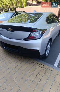 Хэтчбек Chevrolet Volt 2017 в 