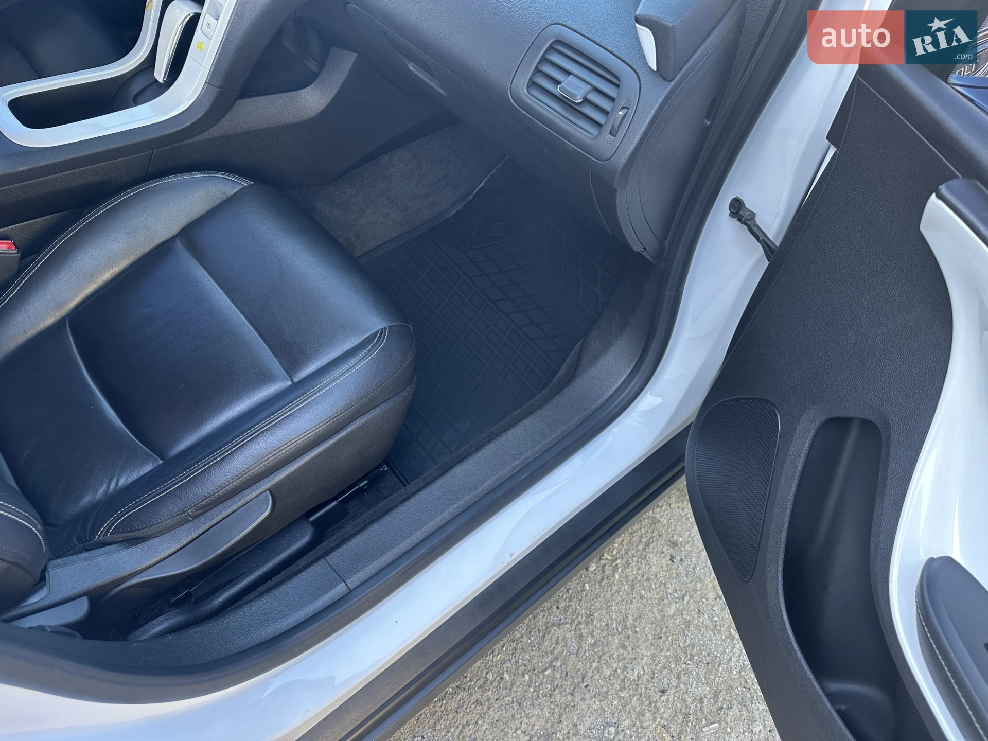 2013 Chevrolet Volt - мініатюра 22
