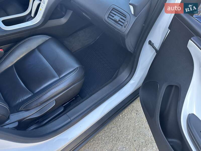 Хэтчбек Chevrolet Volt 2013 в Одессе фото 22 Хэтчбек Chevrolet Volt 2013 в Одессе