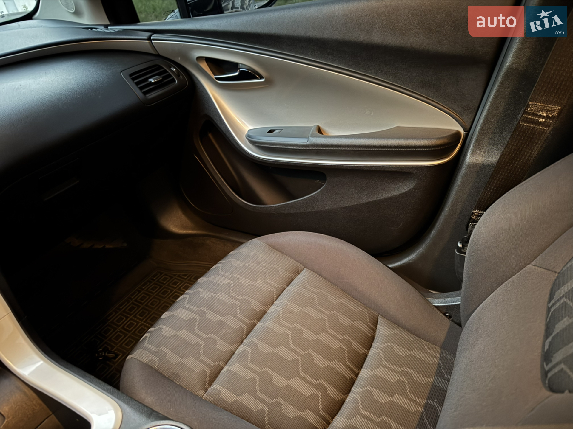 2012 Chevrolet Volt - мініатюра 31
