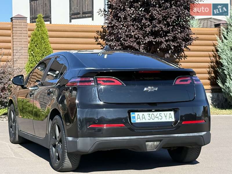 Хэтчбек Chevrolet Volt 2012 в Борисполе