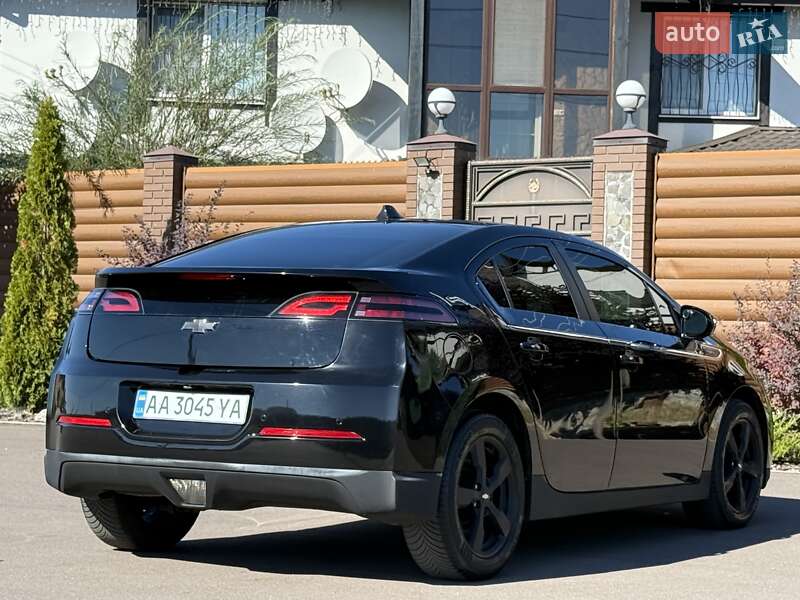 Хэтчбек Chevrolet Volt 2012 в Борисполе