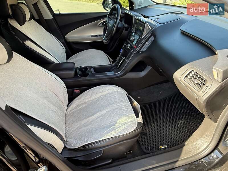 Хэтчбек Chevrolet Volt 2012 в Борисполе