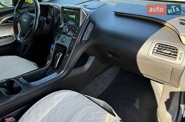 Хэтчбек Chevrolet Volt 2012 в 