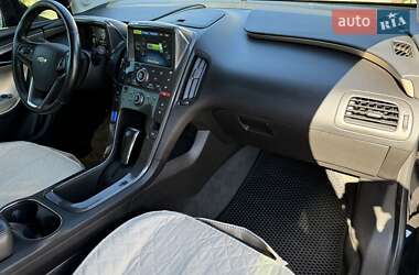 Хэтчбек Chevrolet Volt 2012 в 