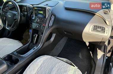Хэтчбек Chevrolet Volt 2012 в 