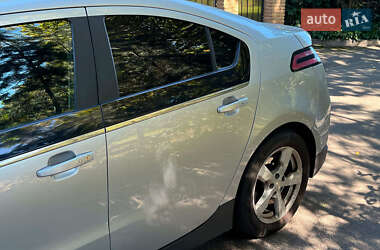 Хэтчбек Chevrolet Volt 2014 в 