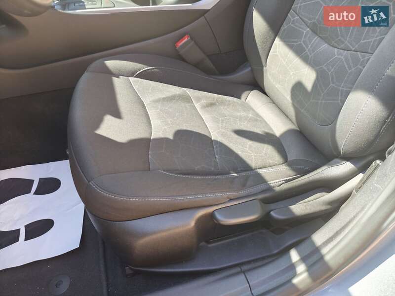 Хэтчбек Chevrolet Volt 2018 в Запорожье
