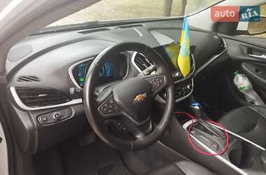 Хэтчбек Chevrolet Volt 2015 в 
