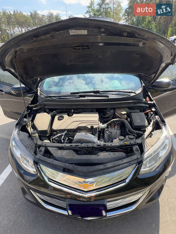 Хэтчбек Chevrolet Volt 2017 в Глевахе