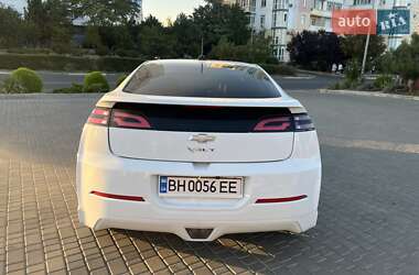 Хэтчбек Chevrolet Volt 2015 в 