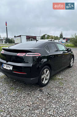 Хэтчбек Chevrolet Volt 2010 в 