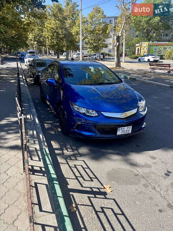 Хэтчбек Chevrolet Volt 2015 в Одессе