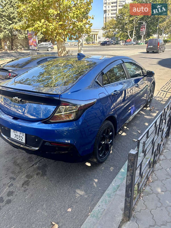 Хэтчбек Chevrolet Volt 2015 в Одессе